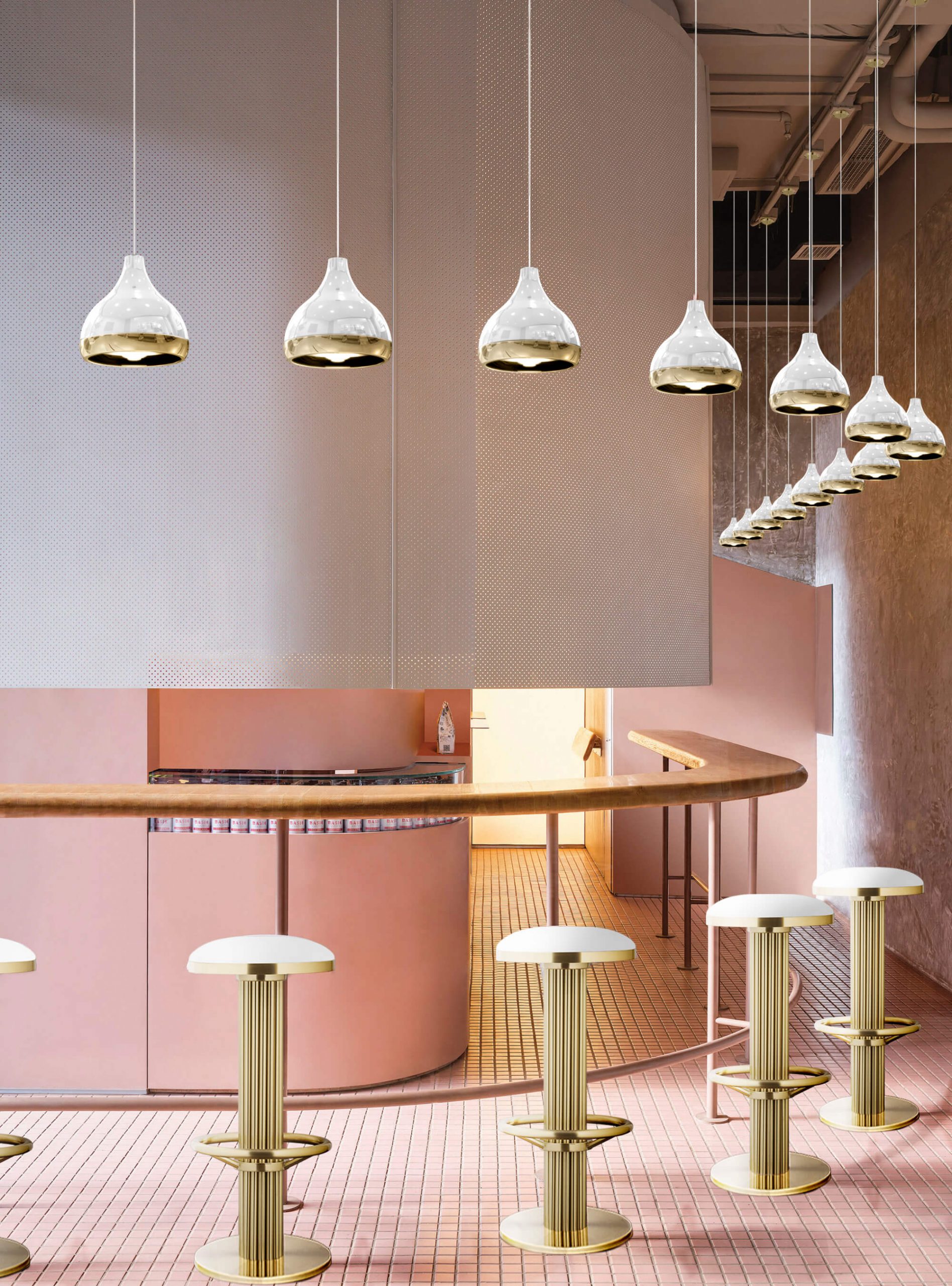 AN AMAZING BAR DESIGN WITH A FUTURISTIC TOUCH